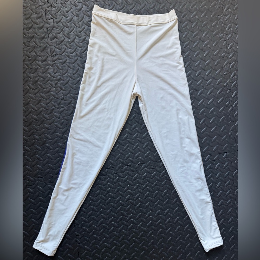 Acacia Swimwear Set Elle White striped Leggings and Komala bikini top small NWOT - Picture 12 of 13